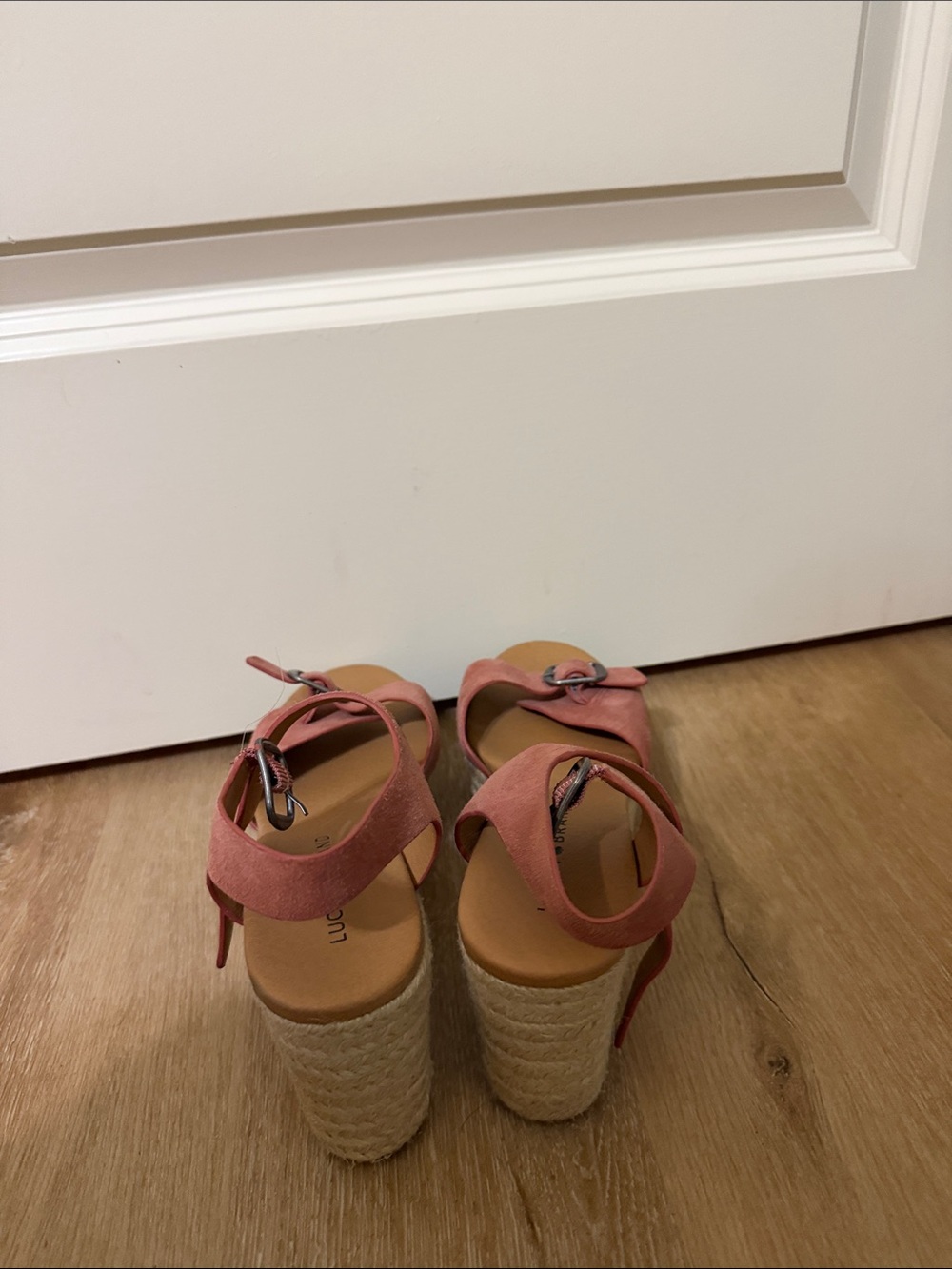 Lucky Brand Womens Pink Suede Buckle Platform Sandals - Picture 4 of 5